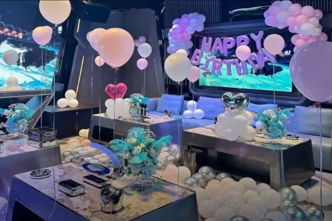 雅安KTV招聘兼职,公司优待,期待联系展未来